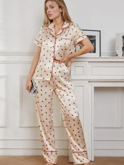Sale Retro Stage 1960s Beetle Lapel Short Sleeve Pajamas Beige