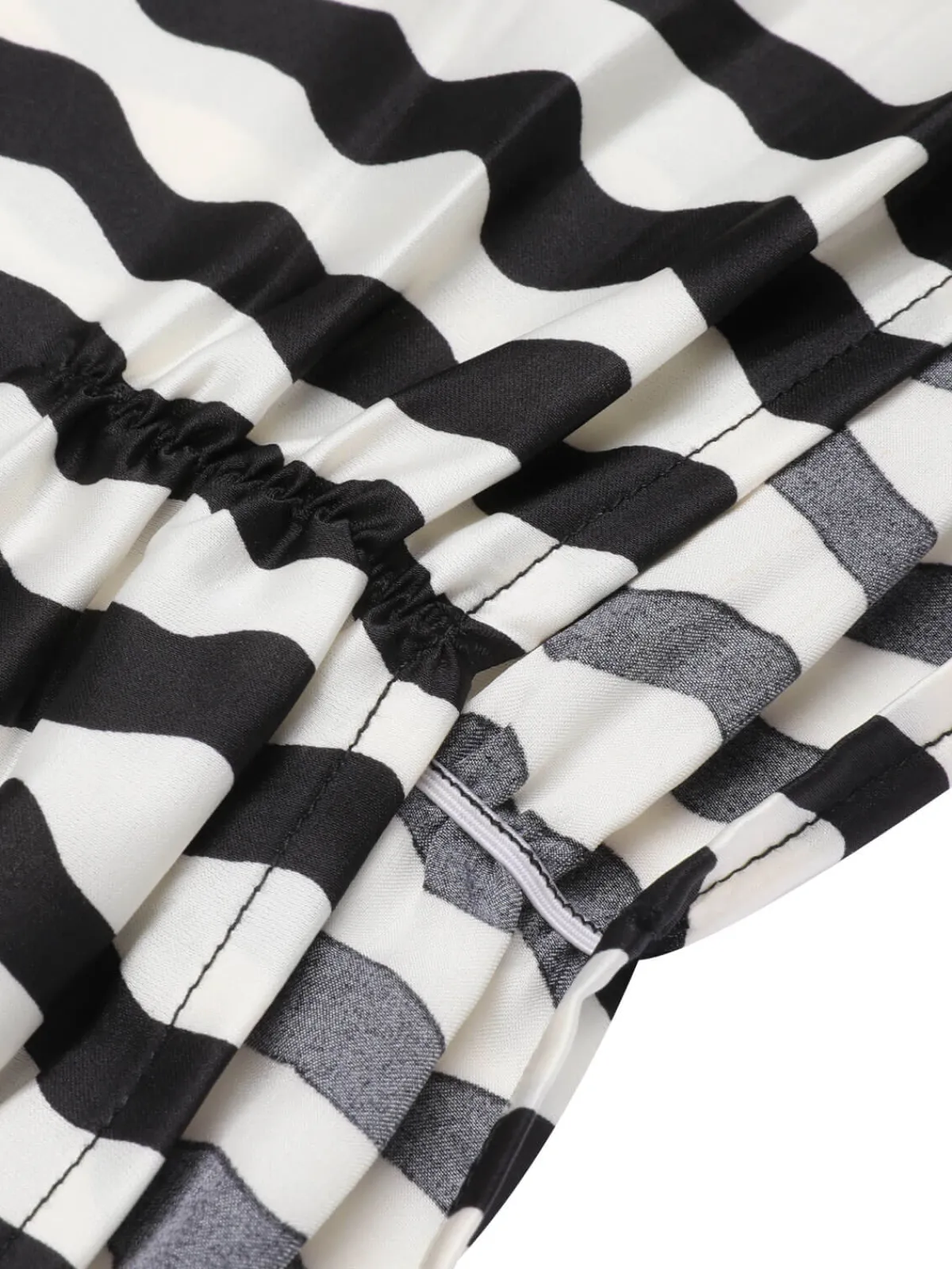 Online Retro Stage 1950s Curve Print Blouse Black & White