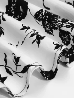 Discount Retro Stage Black 1950s Floral Swing Dress