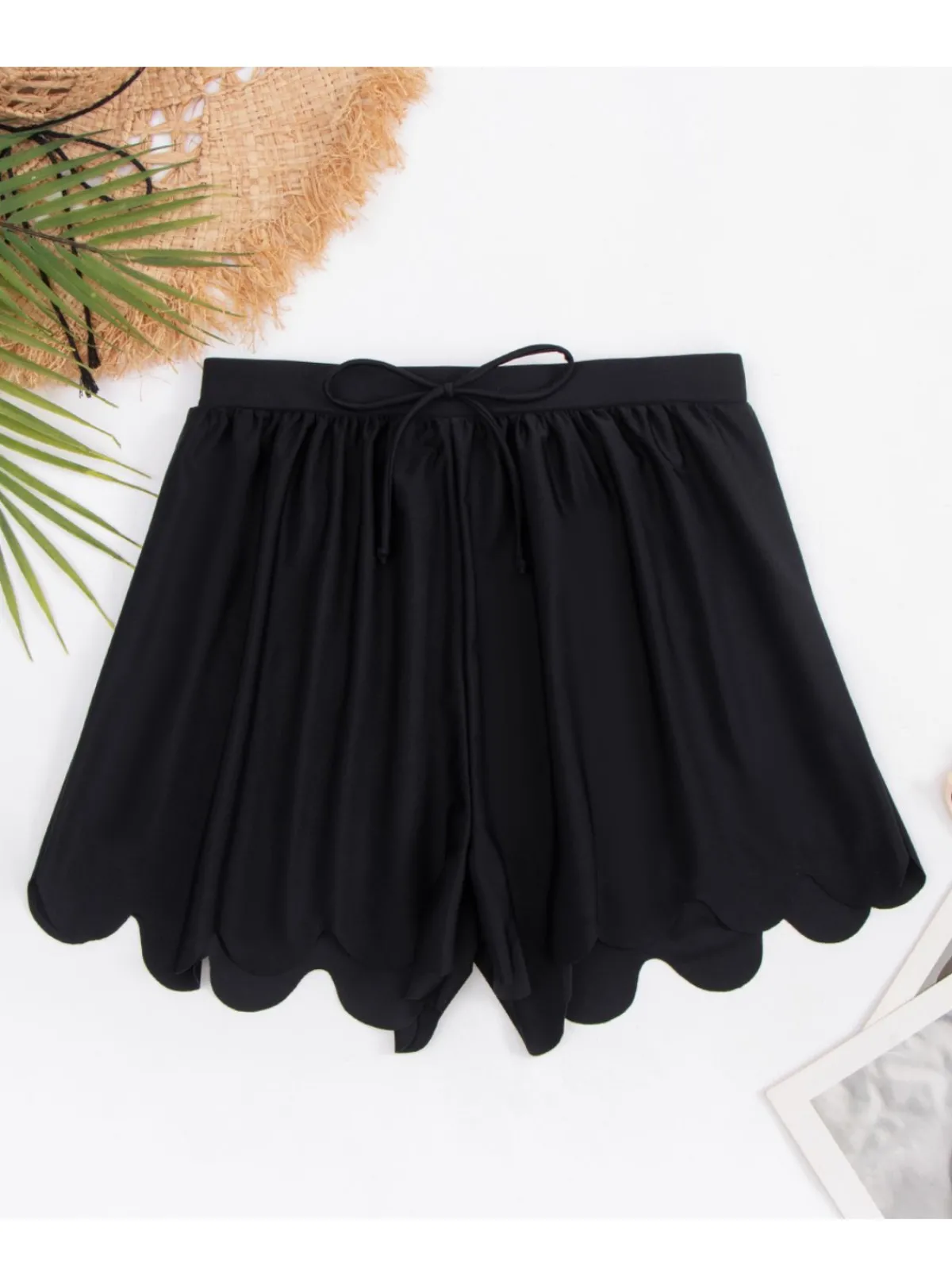 Clearance Retro Stage 1950s Scallop Trim Solid Bikini Shorts Black