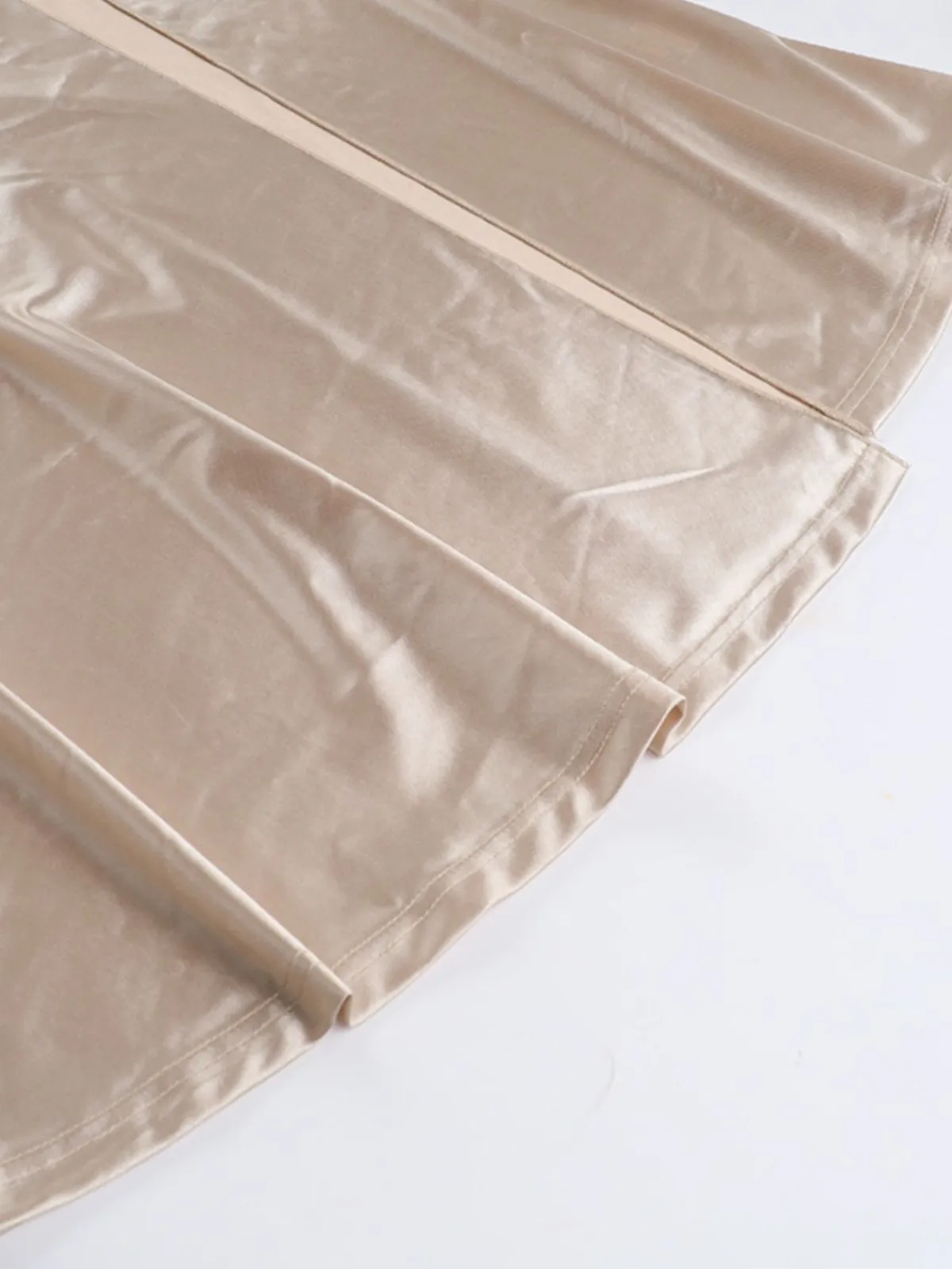 Online Retro Stage 1930s Off Shoulder Slit Satin Dress Champagne