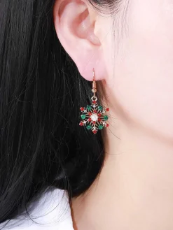 Online Retro Stage Christmas Alloy Diamond Snowflake Necklace Earring Set