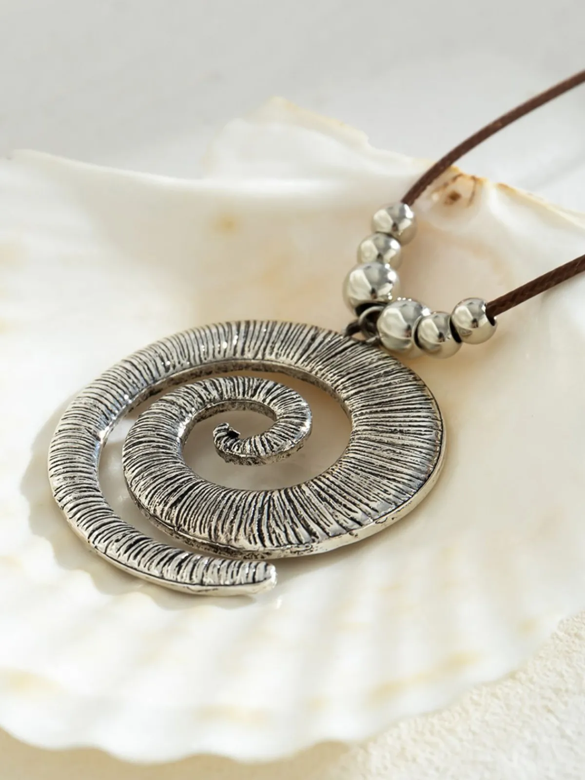 Hot Retro Stage Conch Starfish Pendant Leather Cord Necklace