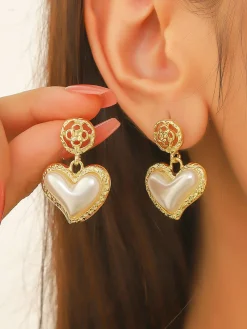 Clearance Retro Stage Gold Heart Pearl Drop Earrings