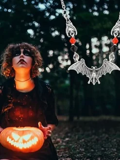 Best Retro Stage Halloween Gothic Bat Crystal Bead Necklace