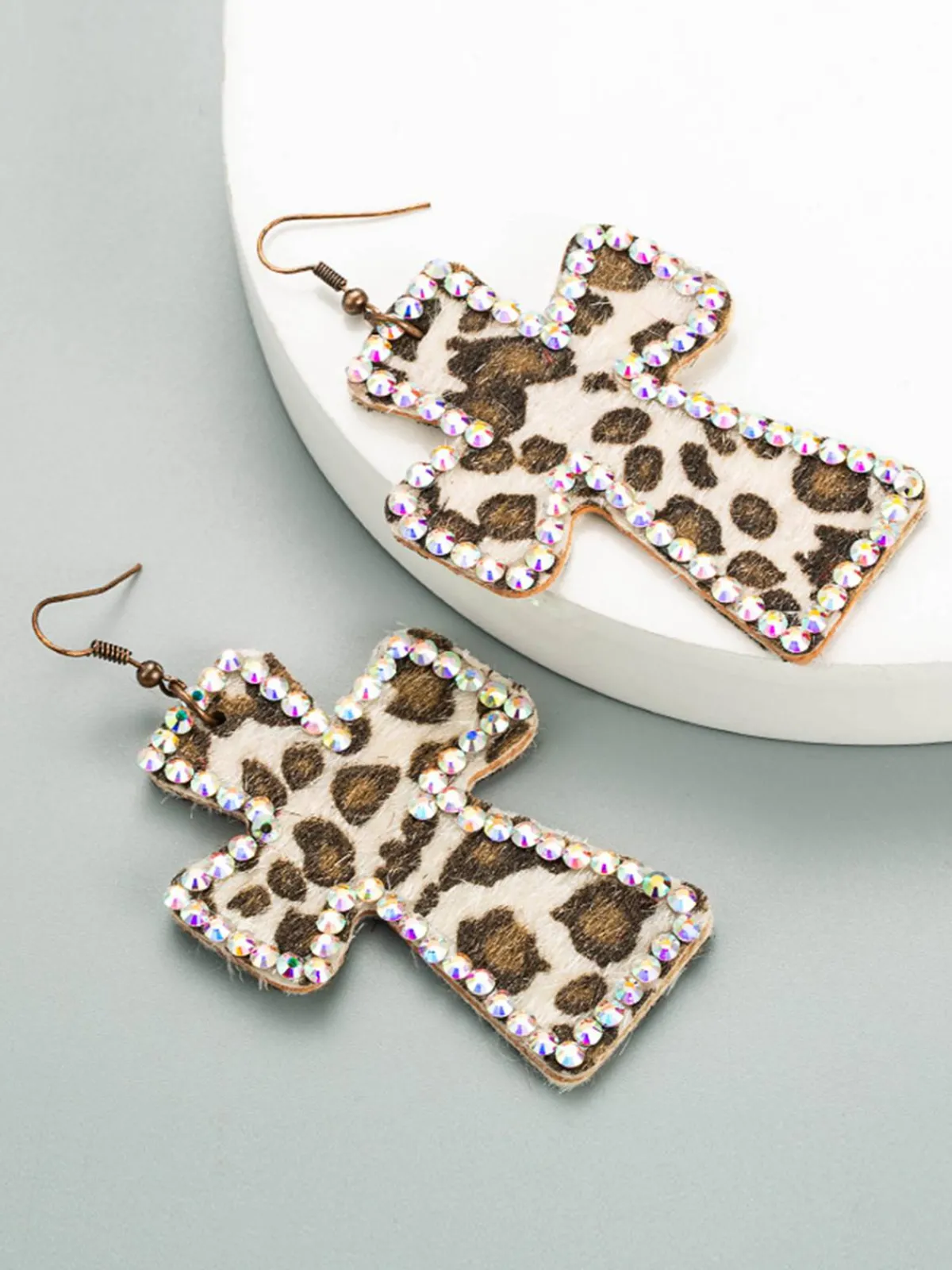 Discount Retro Stage Leopard Rhinestones Cross Pendant Earrings