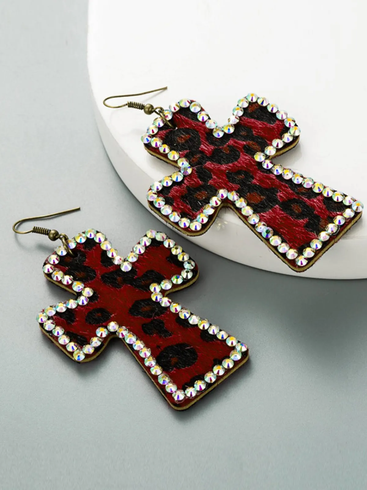 Discount Retro Stage Leopard Rhinestones Cross Pendant Earrings