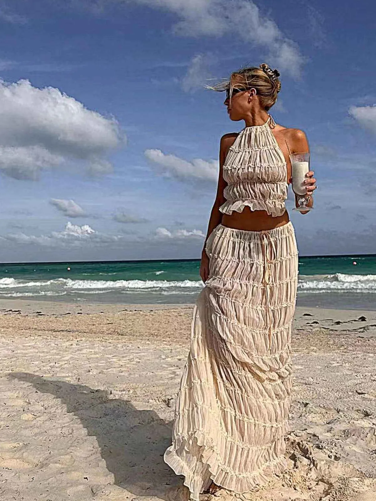 Best Retro Stage 2PCS 1970s Wrinkle Halter Backless Top & Skirts White