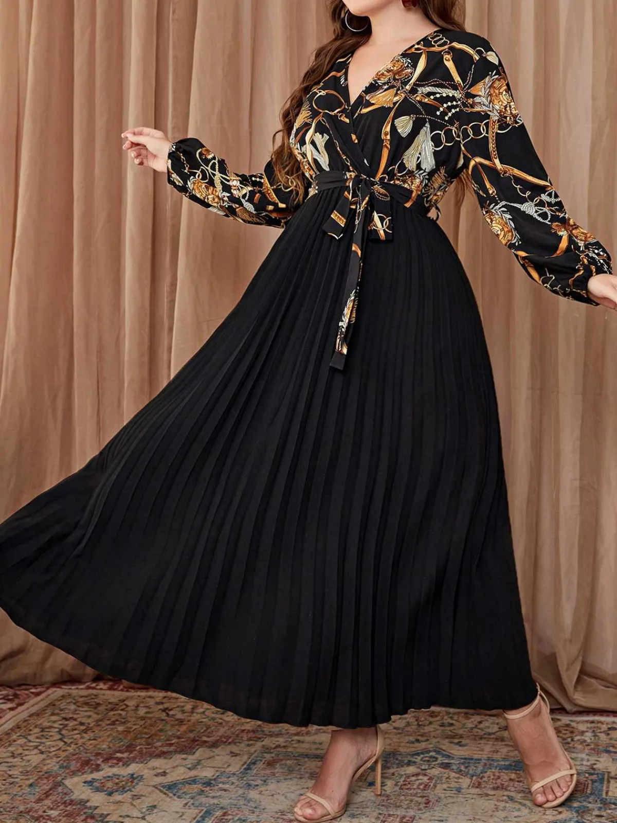 New Retro Stage [Plus Size] 1950s V-Neck Tie Pleated Dress Black
