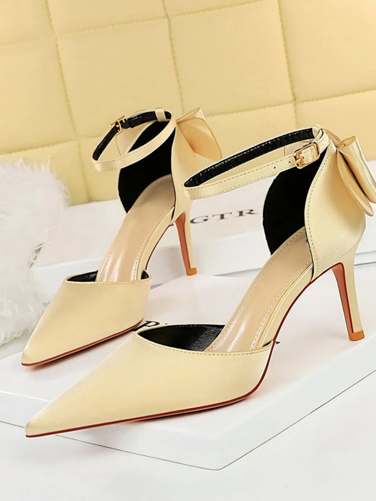 New Retro Stage Pointed Toe Bow Strap Satin High Heels Shoes