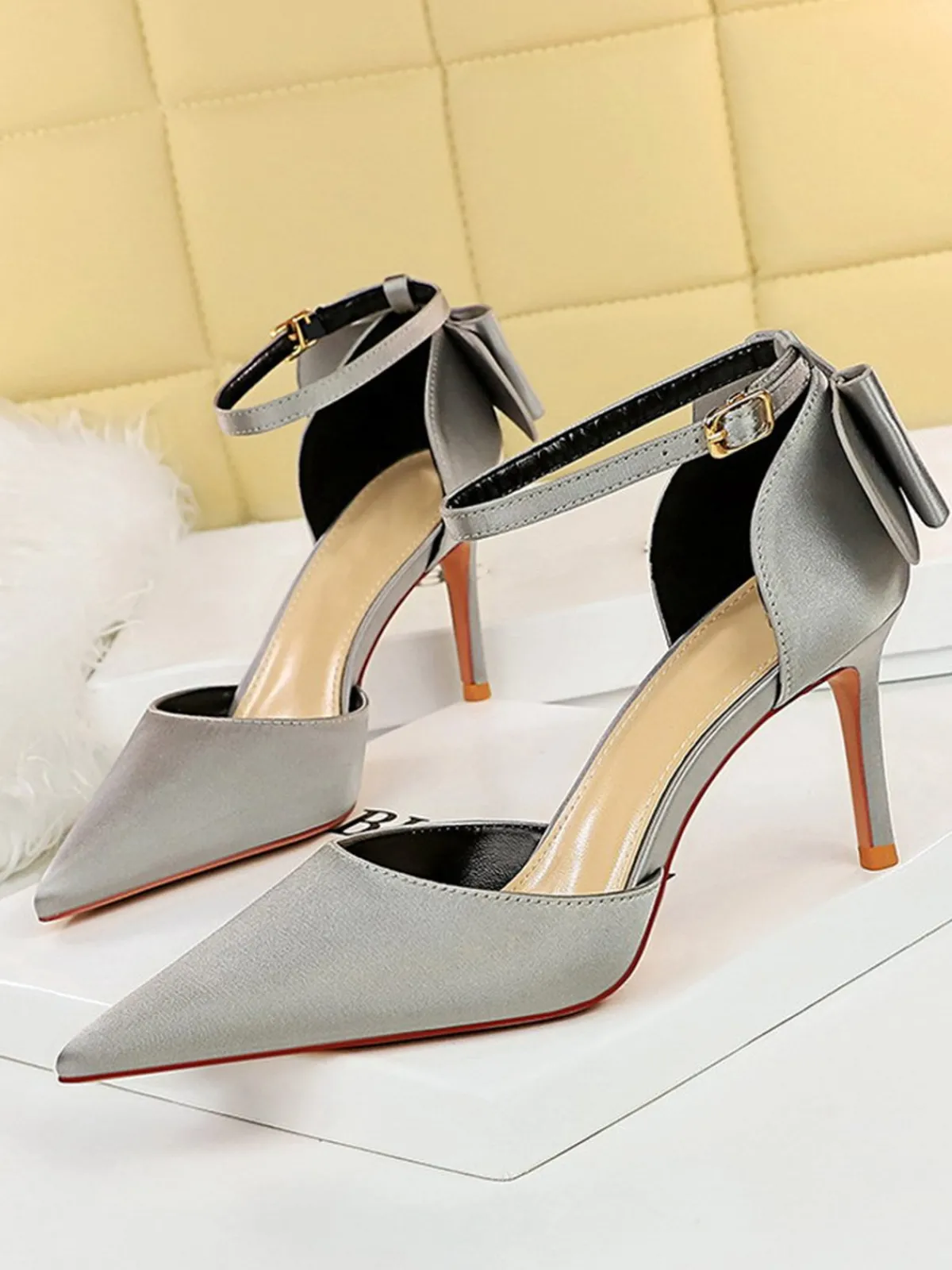New Retro Stage Pointed Toe Bow Strap Satin High Heels Shoes