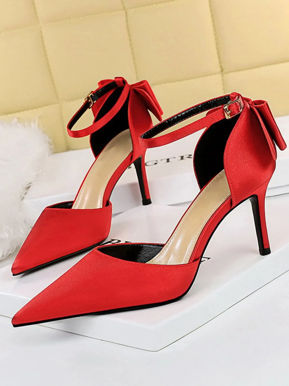 New Retro Stage Pointed Toe Bow Strap Satin High Heels Shoes