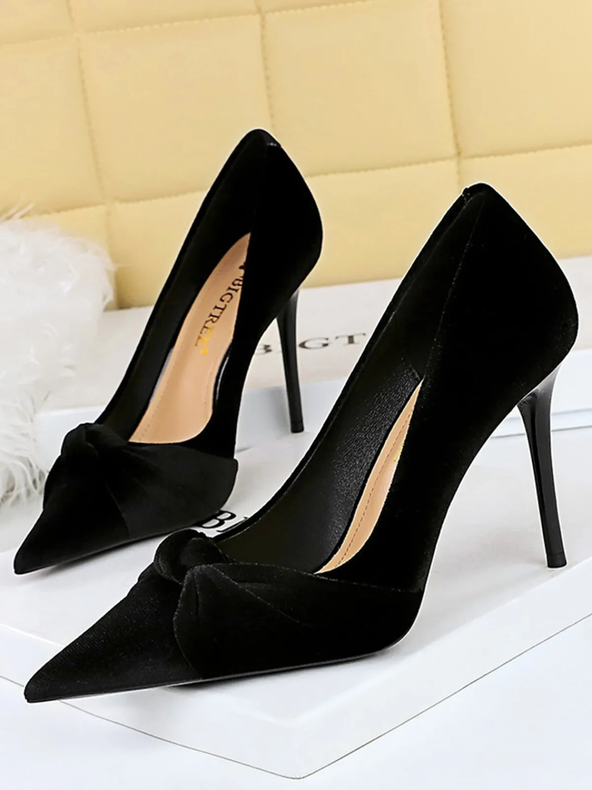 New Retro Stage Pointed Toe Velvet Stiletto Heels Shoes
