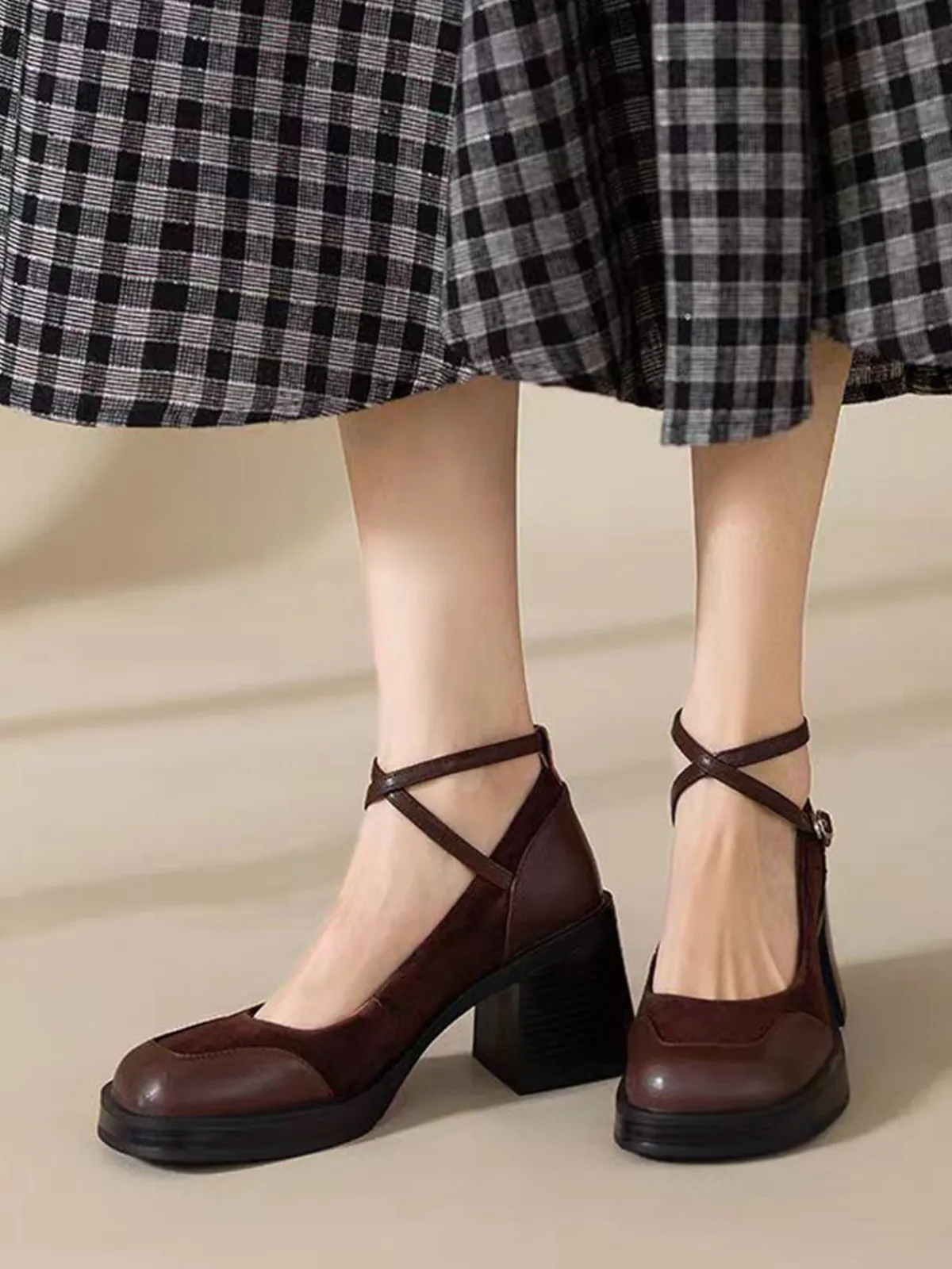 Online Retro Stage PU Leather Patchwork Square Toe Chunky Heels