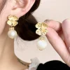 Fashion Retro Stage Retro Alloy Flower Pearl Earrings