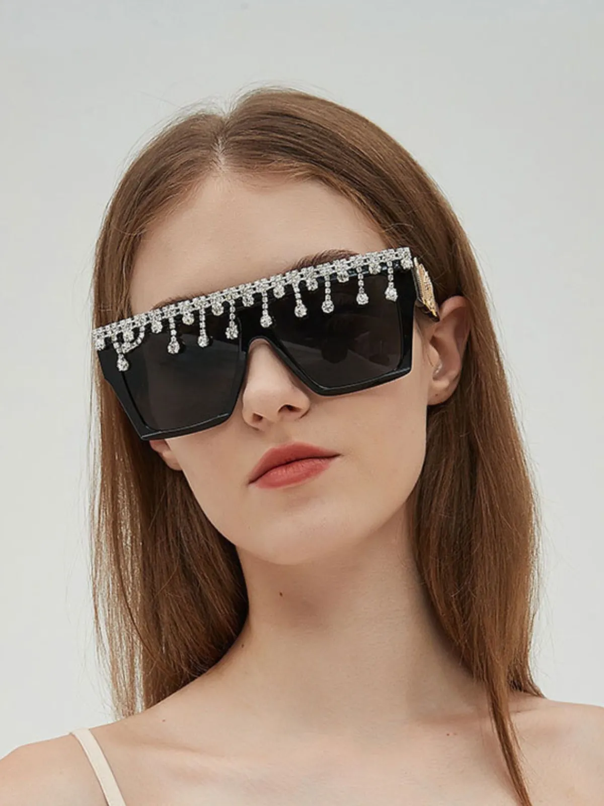 Fashion Retro Stage Retro Black Large Frame Diamond Sunglasses