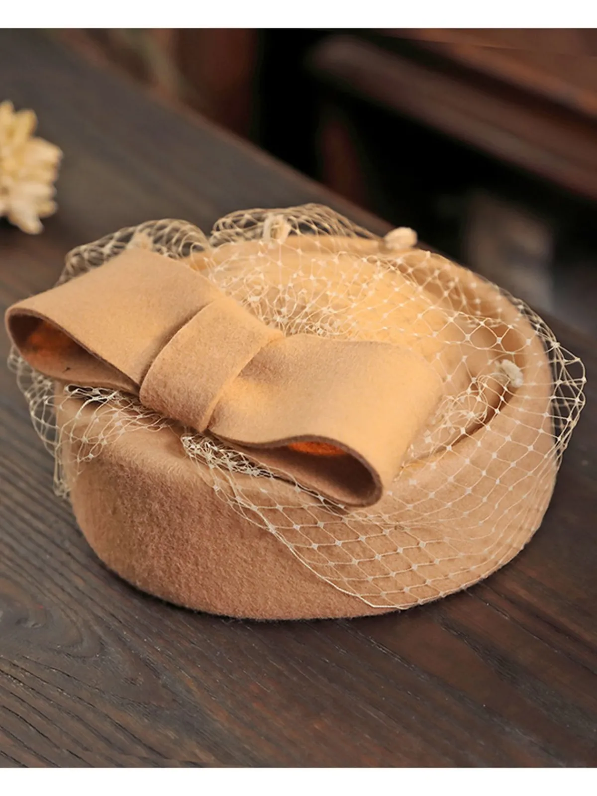 New Retro Stage Retro Bow Mesh Wooled Dress Hat