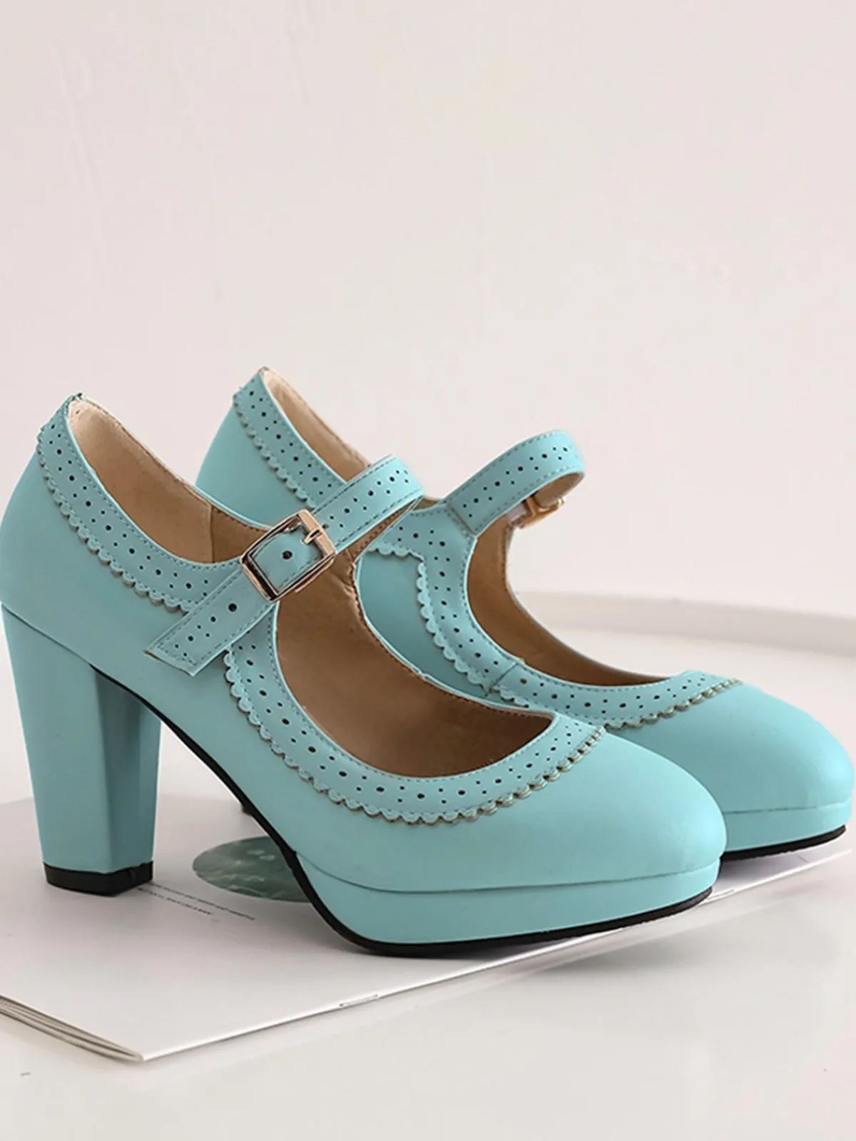 Hot Retro Stage Retro Mary Jane Leather Chuny Heels
