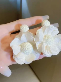 Clearance Retro Stage Retro Mesh 3D Floral Earrings