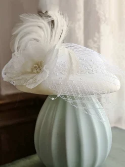 Clearance Retro Stage Retro Mesh Floral Feather Hat