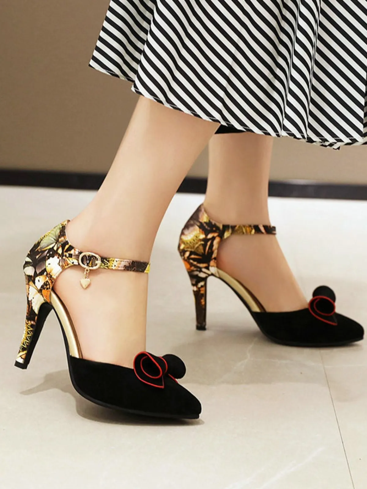 Sale Retro Stage Retro Pointed Toe Bow High Heel Shoes