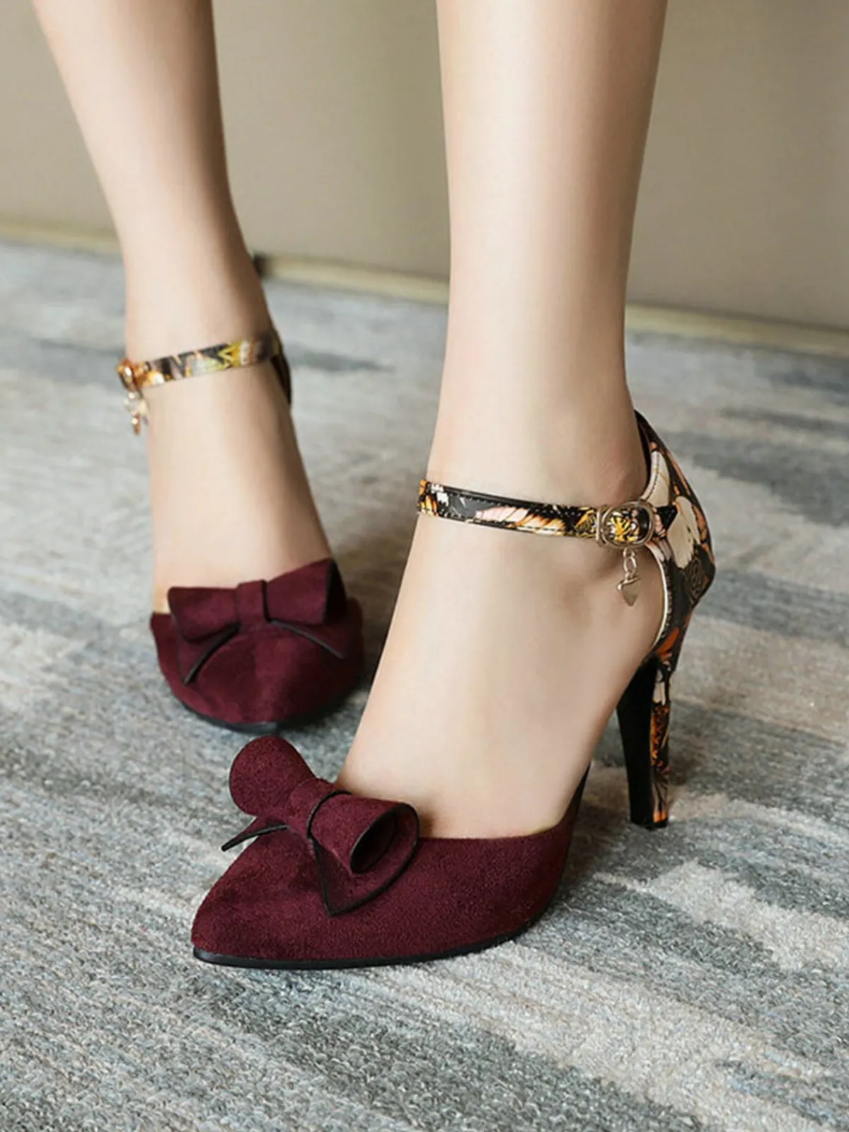 Sale Retro Stage Retro Pointed Toe Bow High Heel Shoes