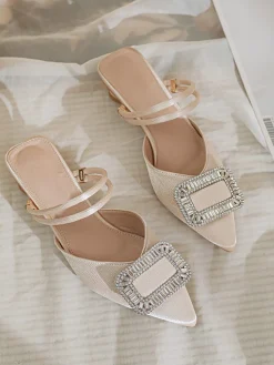 Hot Retro Stage Retro Pointed Toe Square Metal Buckle Sandals Champagne