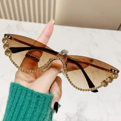 Fashion Retro Stage Retro Rhinestoned Cat Eye Sunglasses