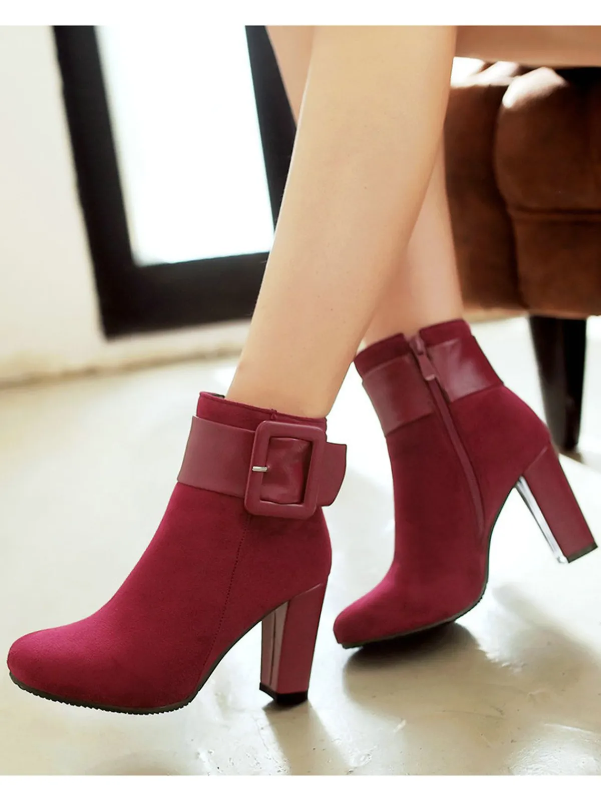 Discount Retro Stage Retro Solid Thick Heel Short Boots