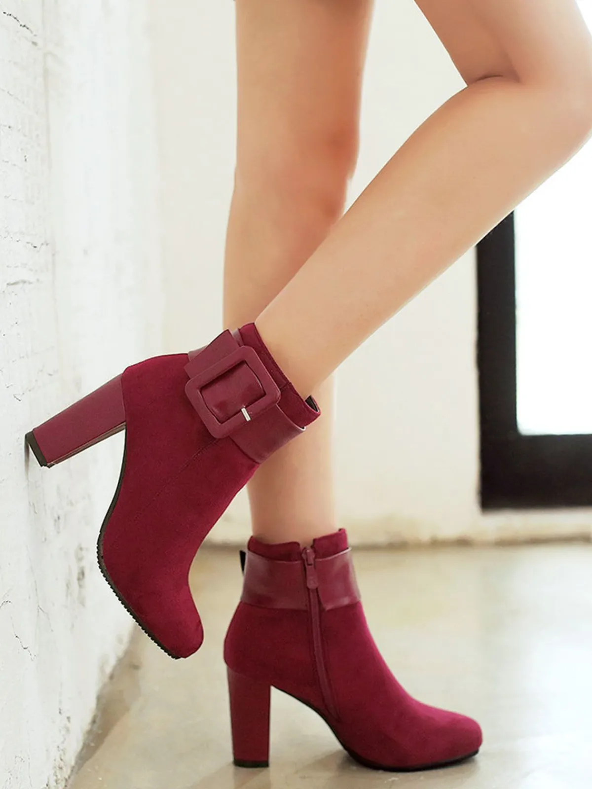 Discount Retro Stage Retro Solid Thick Heel Short Boots