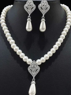 Sale Retro Stage Rhinestoned Imitation Pearl Necklace & Earrings Set