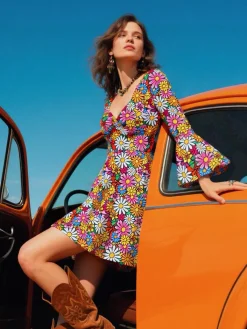 Clearance Retro Stage 1960s Flare Sleeve Colorful Daisy Dress Multicolor