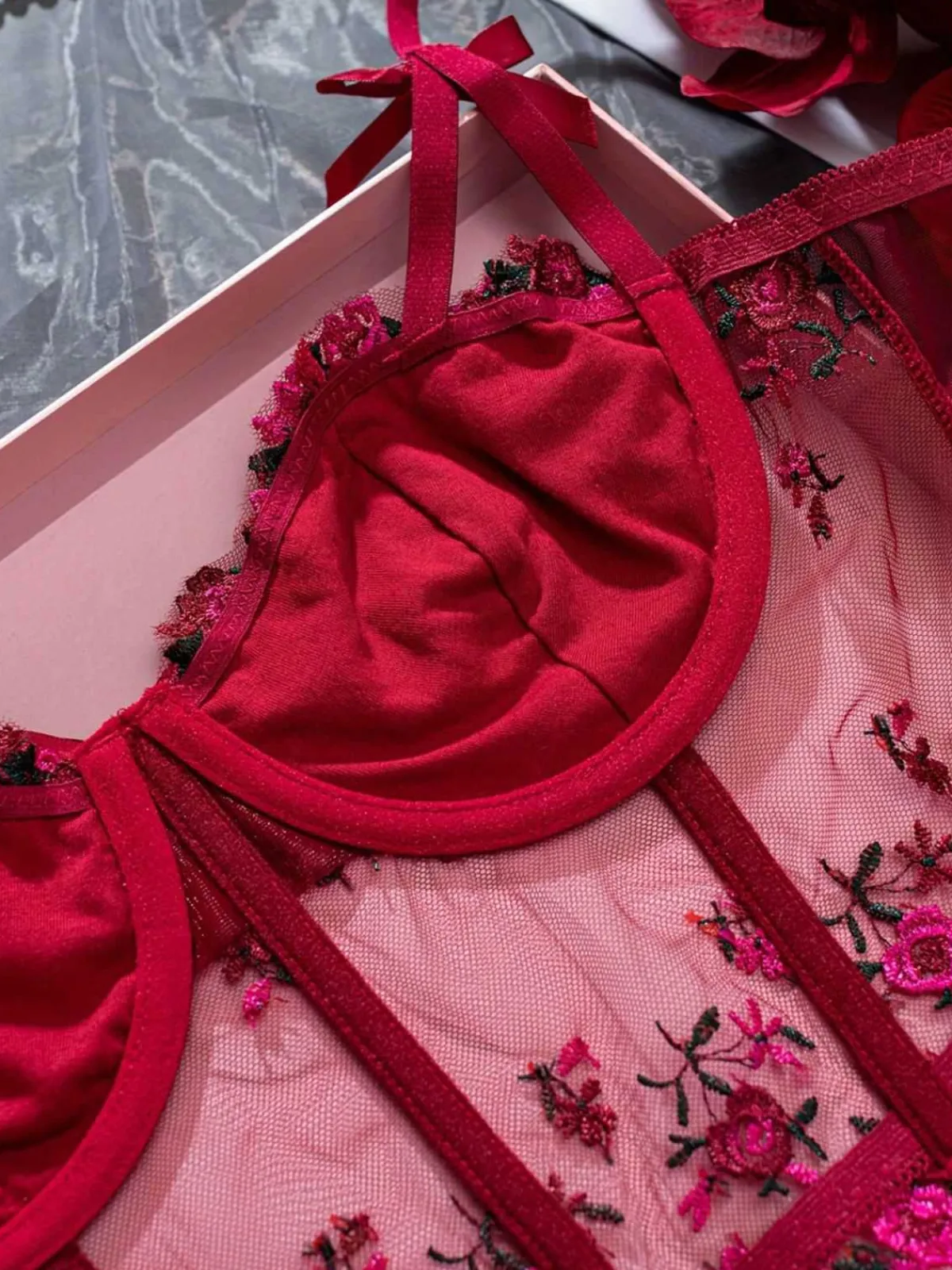 Online Retro Stage 1960s Floral Embroidered Bow Underwire Lingerie