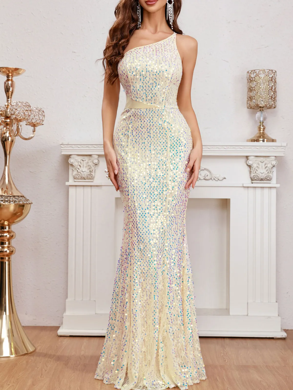 Fashion Retro Stage 1920s One-Shoulder Sequined Evening Dress Beige