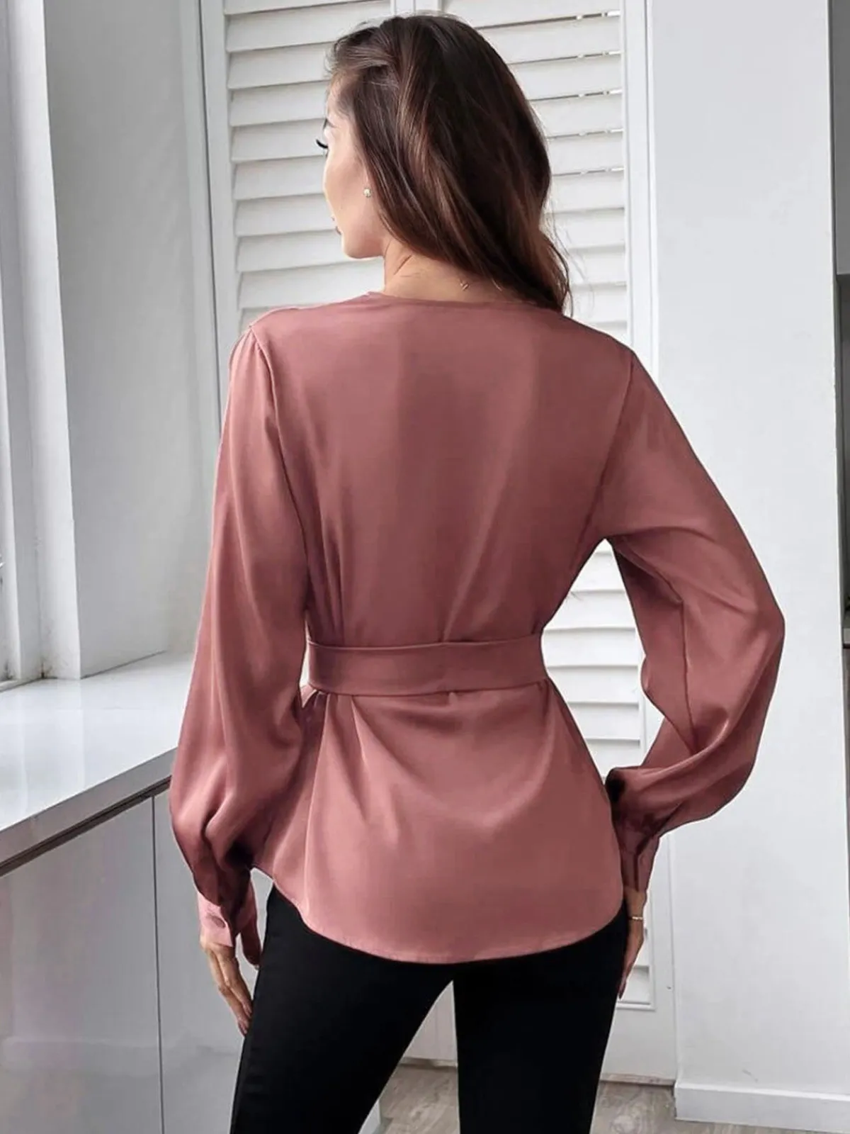 Online Retro Stage 1940s Solid Surplice V-Neck Silky Blouse