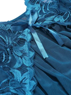 New Retro Stage 1970s Spaghetti Strap Lace Sheer Sleepwear