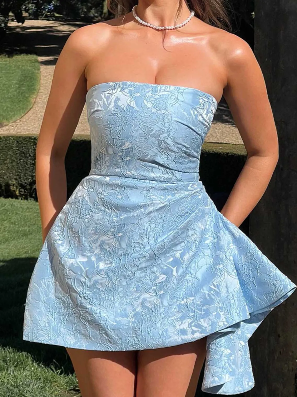 Clearance Retro Stage 1970s Strapless Roses Jacquard Dress