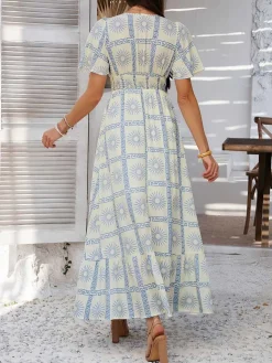 Hot Retro Stage 1970s V-Neck Boho Smocked-Waist Floral Dress