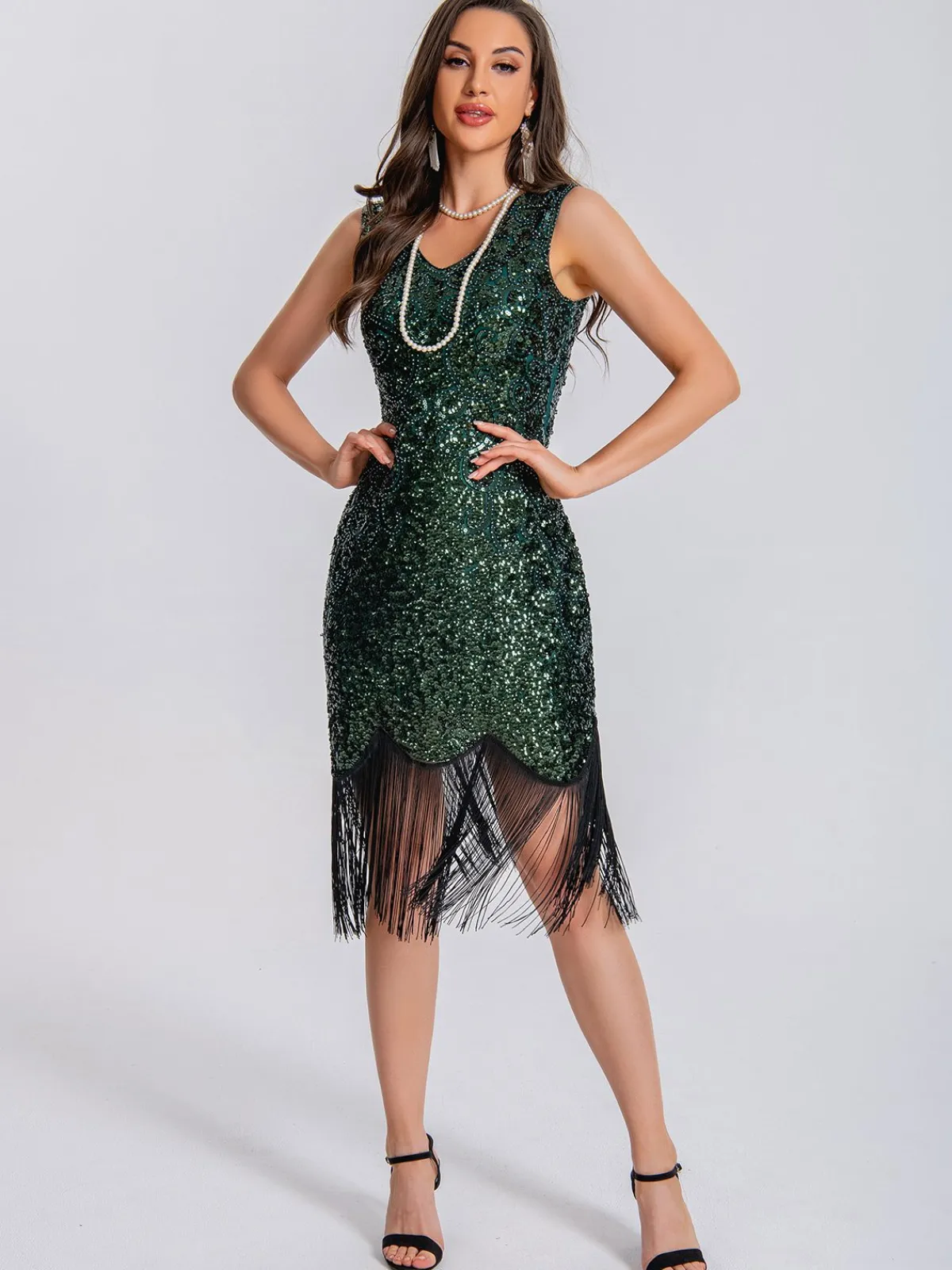 Online Retro Stage 1920s V-Neck Symmetrical Pattern Tassel Sequined Dress