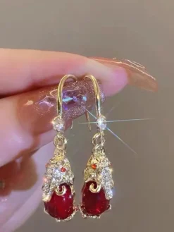 New Retro Stage Vintage Animal Alloy Earrings