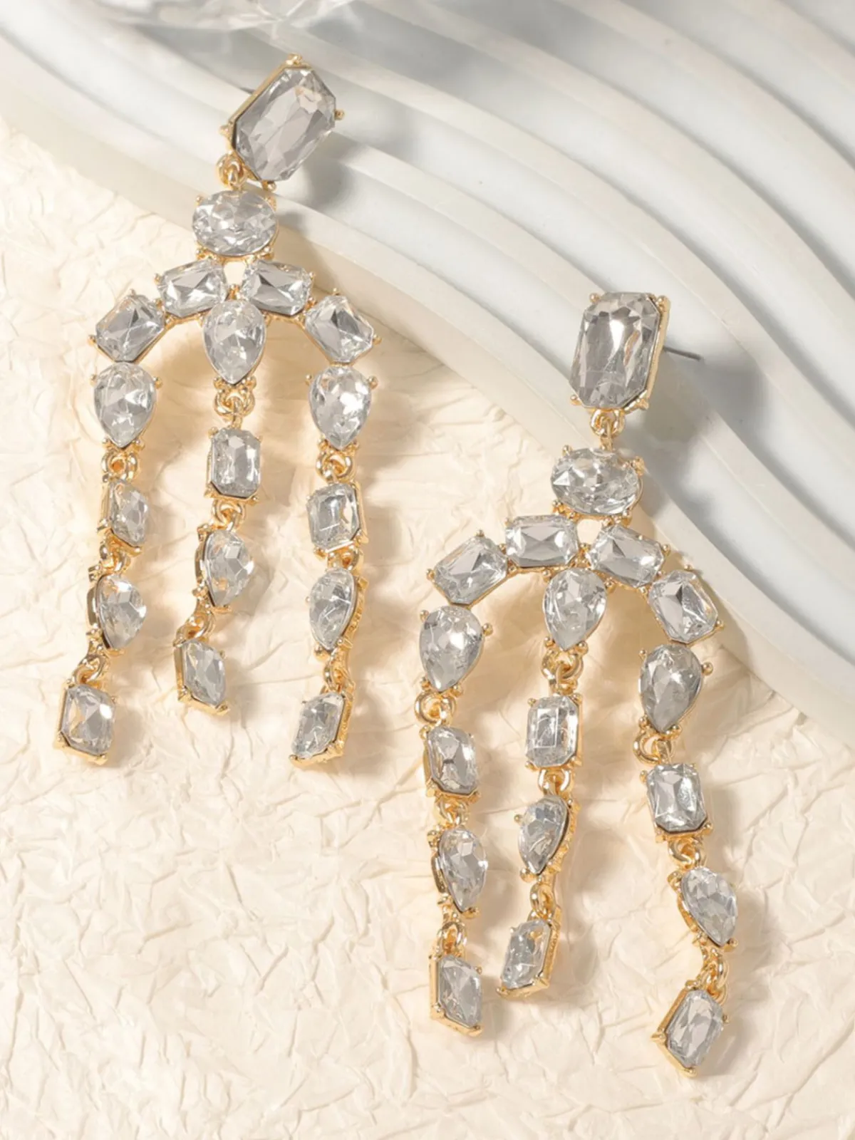 Discount Retro Stage Vintage Crystal Cascade Diamond Earrings