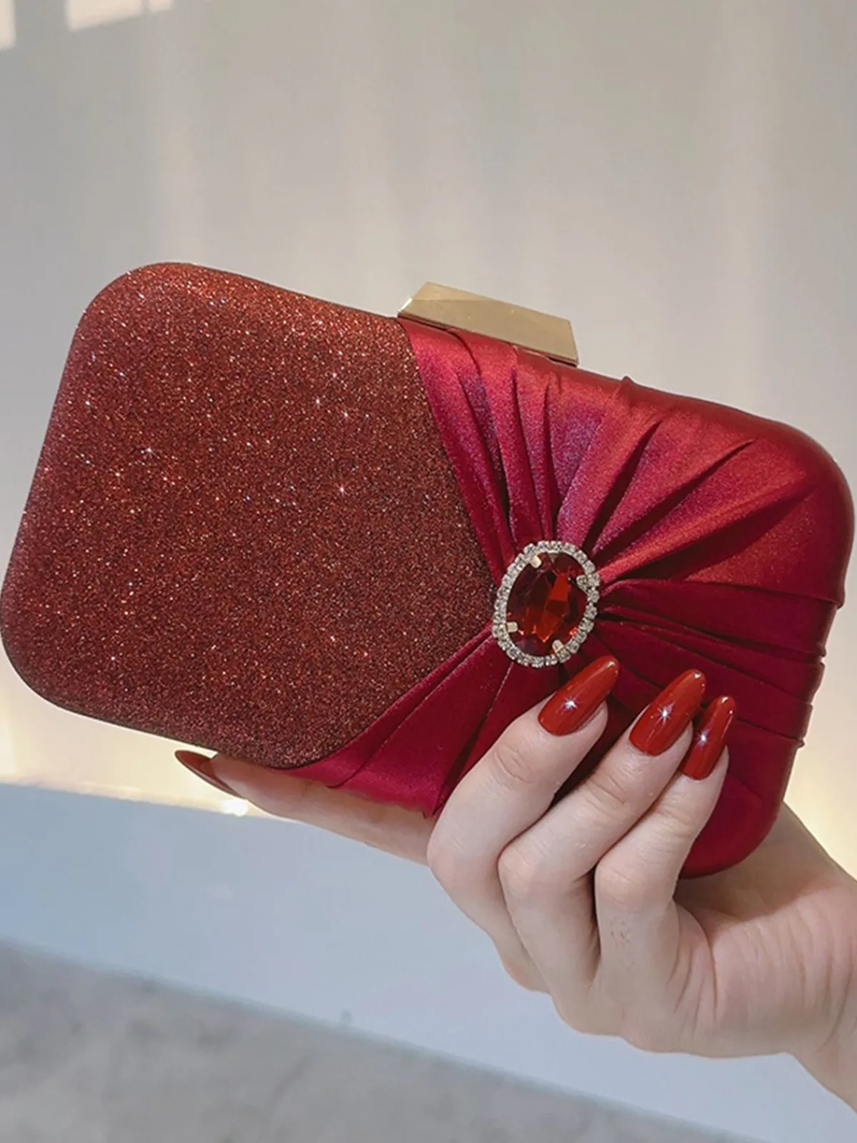 Discount Retro Stage Vintage Crystal Glitter Satin Clutch Bag