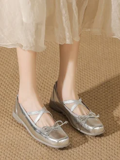 New Retro Stage Vintage Leather Bow Ballet Style Shoes