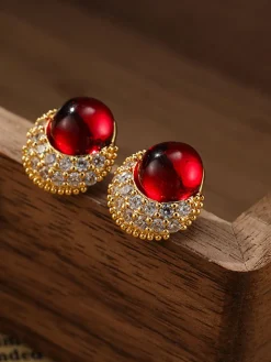 New Retro Stage Vintage Rhinestone Ruby Alloy Stud Earrings