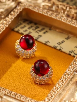 New Retro Stage Vintage Rhinestone Ruby Alloy Stud Earrings