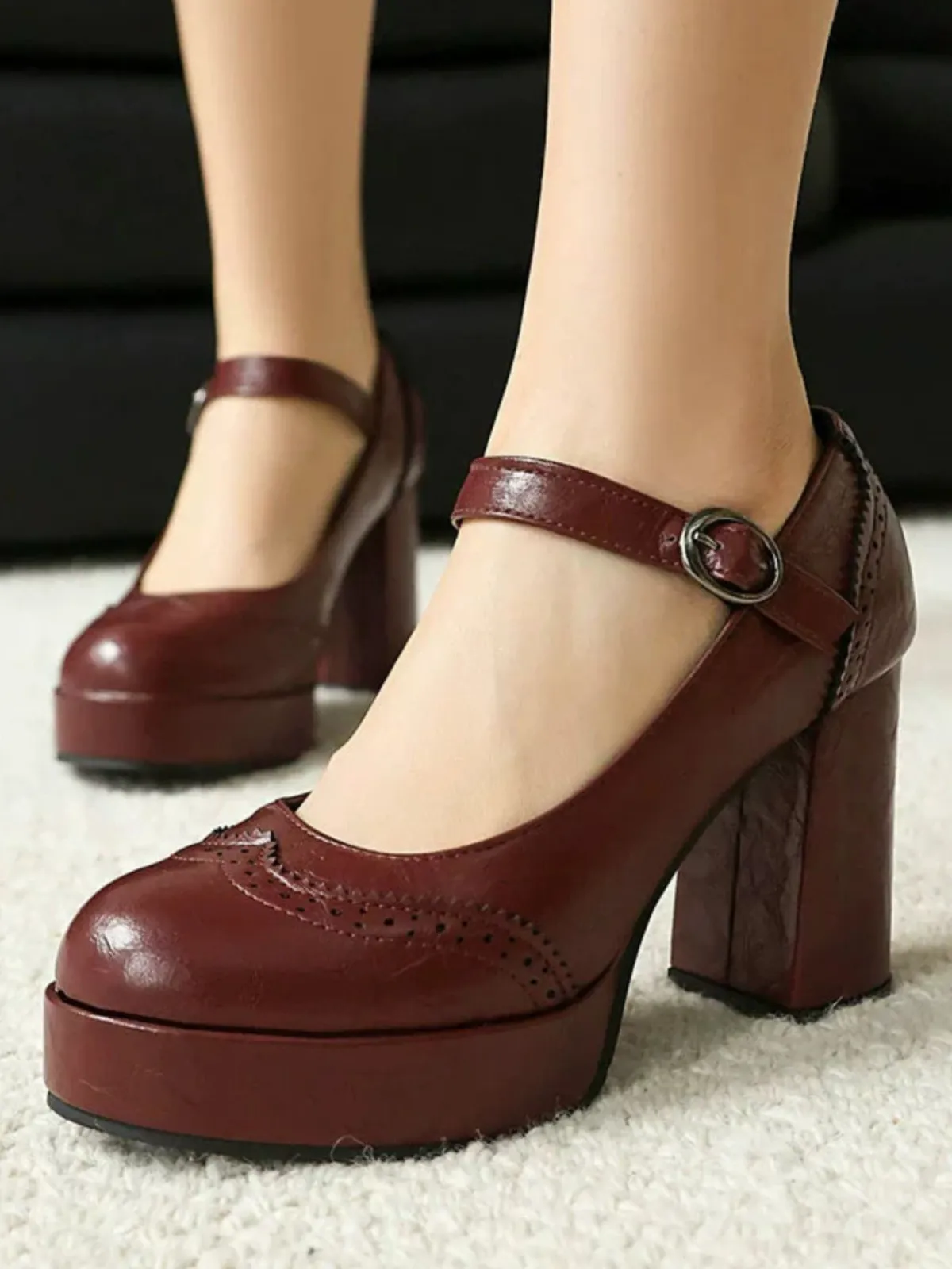 Online Retro Stage Vintage Solid Round Toe Buckle Chunky Heels