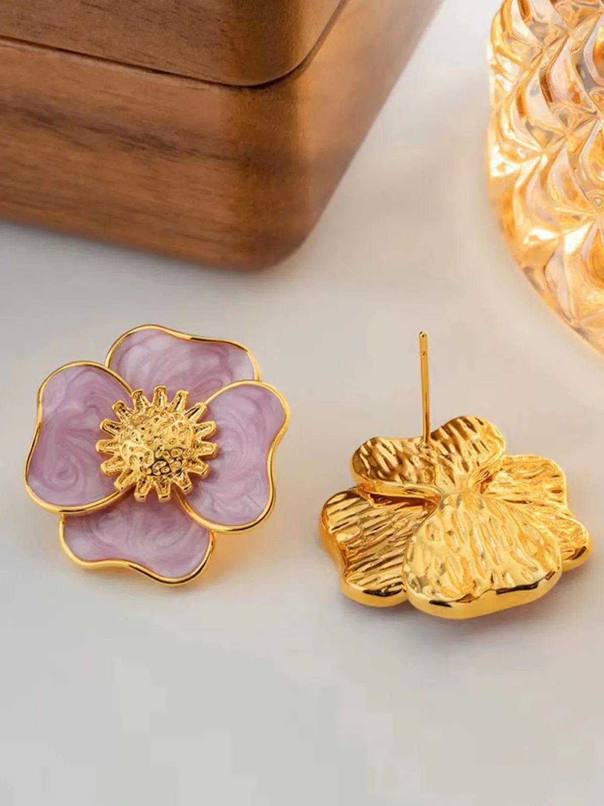 Outlet Retro Stage Vintage Violet Petal Alloy Earrings