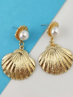 Hot Retro Stage White Pearl Shell Earrings