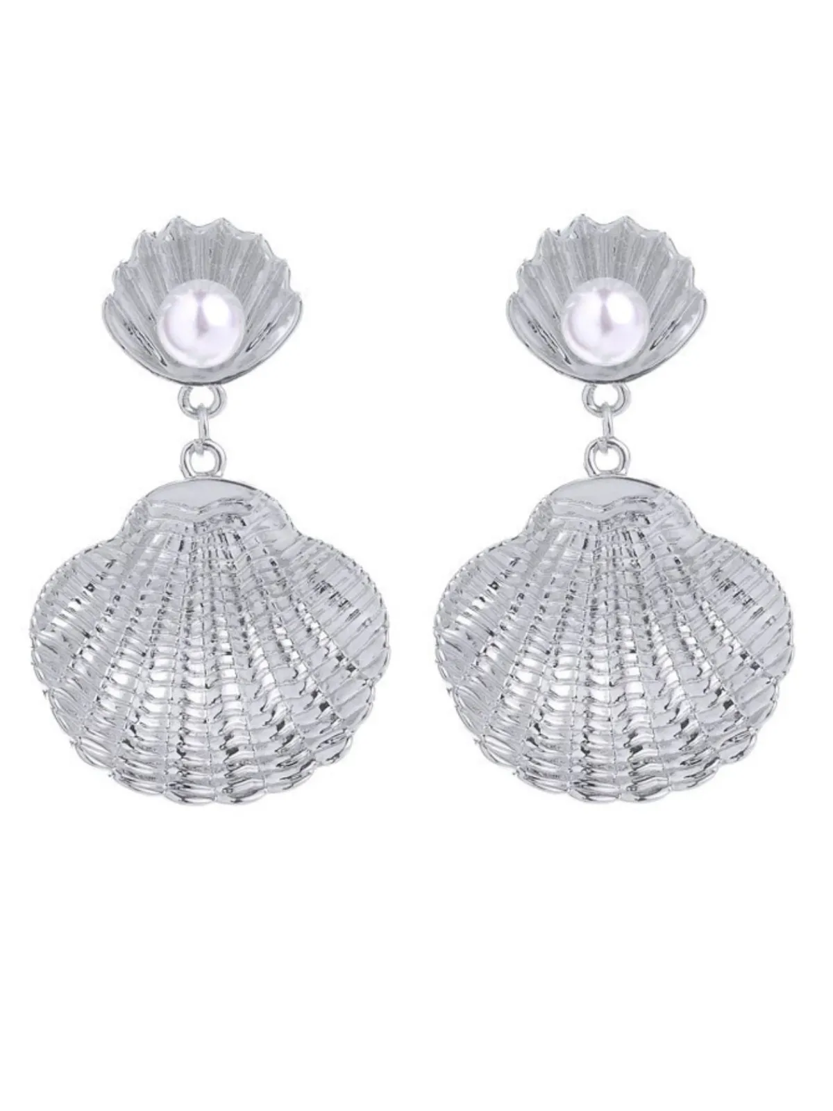 Hot Retro Stage White Pearl Shell Earrings