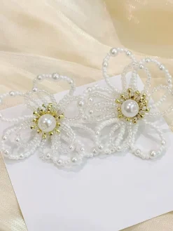 Clearance Retro Stage White Retro Beading Flower Hollow Stud Earrings